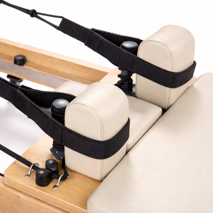 Reformer Pilates pliable Ivory Silk, finition ivoire – photographie produit complémentaire